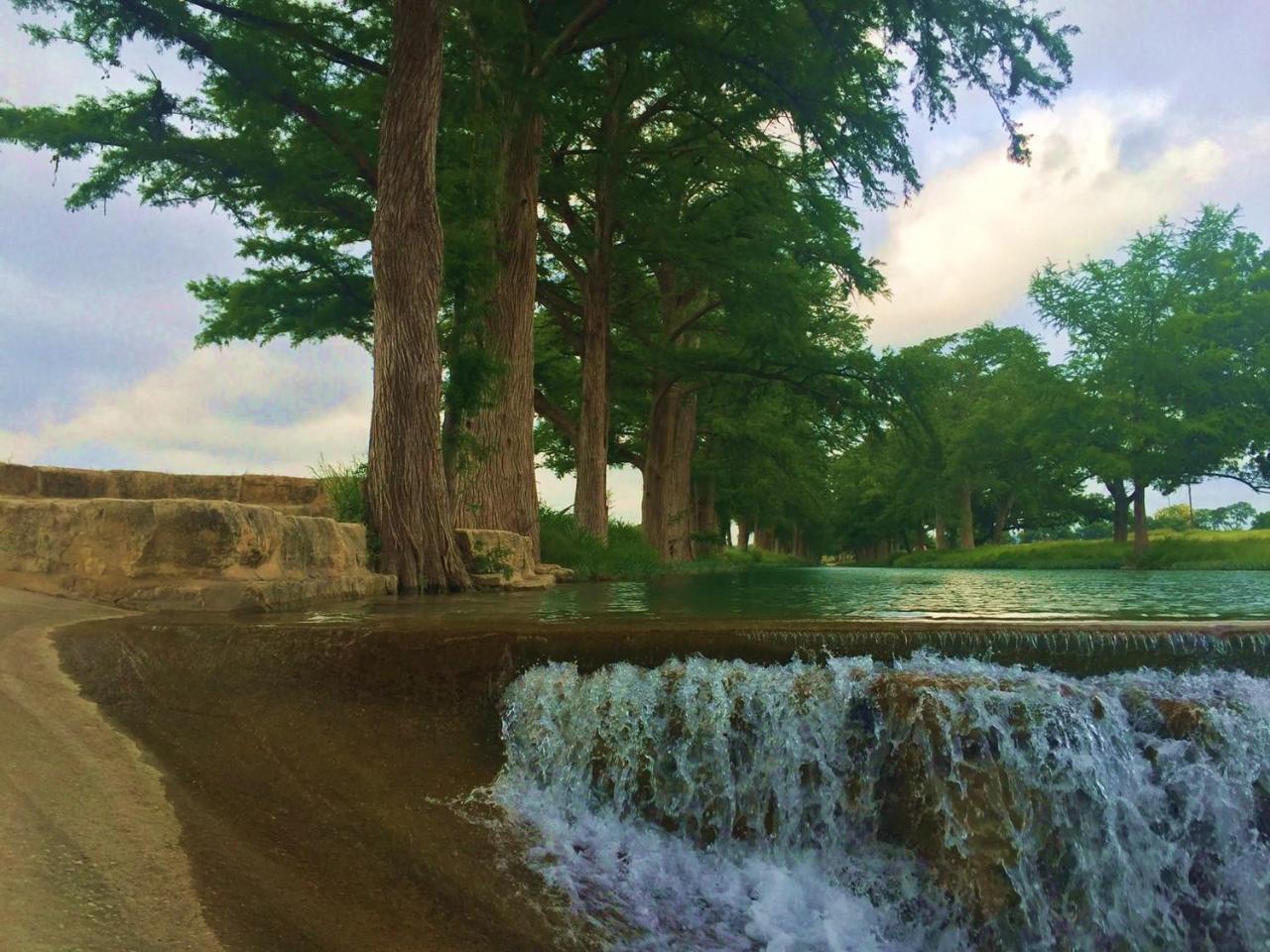 מלון ברני Joshua Creek Ranch מראה חיצוני תמונה